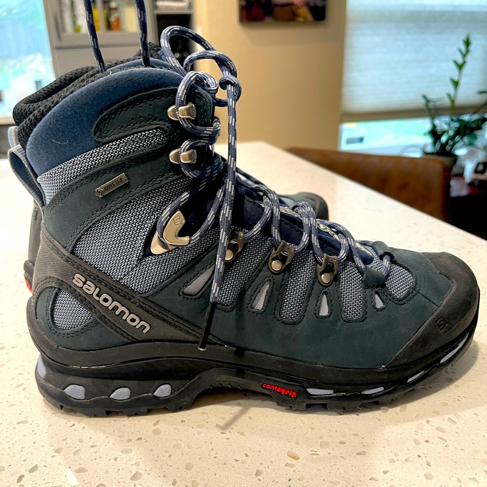 Salomon Quest 4 GTX women's dark blue/grey NWT US 9